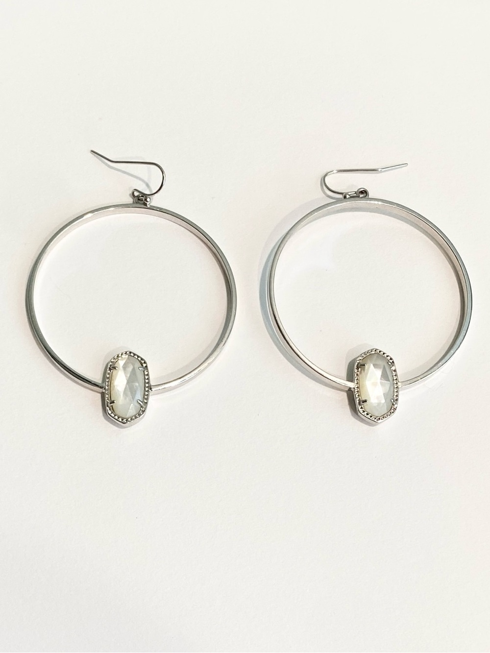 Kendra Scott Elora Loop Drop Hoop Earrings Silver